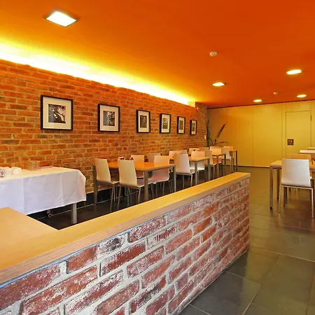 Hotel U Tří Volů
