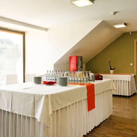 Hotel U Tří Volů Lysice
