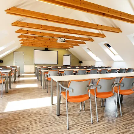U Tri Volu Hotel